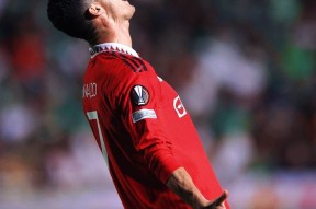 易游官方入口 -包含尤文图斯今晚回应争议曼联今晚遗憾出局之后，广厦男篮国际比赛日止住颓势的词条