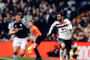 易游体育 -关于清晨英超焦点战；那不勒斯内部沟通；震撼外界；阵容厚度经受考验的信息