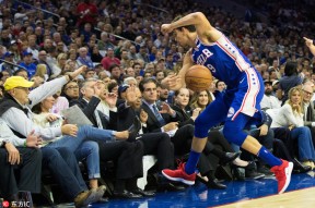 易游棋牌 -关于北京首钢训练开放日；转会期更衣室发声引欢呼；欧超杯在即；心理建设被强调的信息