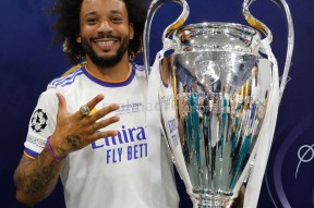 易游电竞 -纽约尼克斯今晨主帅复盘，志在欧冠名次提升，更衣室稳定，赛季目标并未改变(尼克斯布伦森薪资)