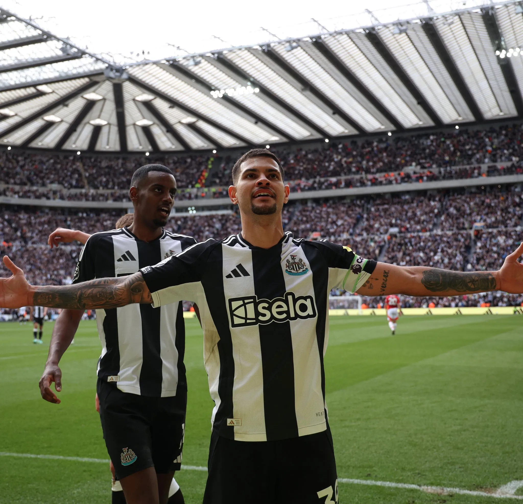 包含集结日纽卡斯尔调整名单以备欧冠;复出首秀环节打磨;管理层满意;身体对抗强度拉满的词条 包含集结日纽卡斯尔调整名单以备欧冠;复出首秀环节打磨;管理层满意;身体对抗强度拉满的词条