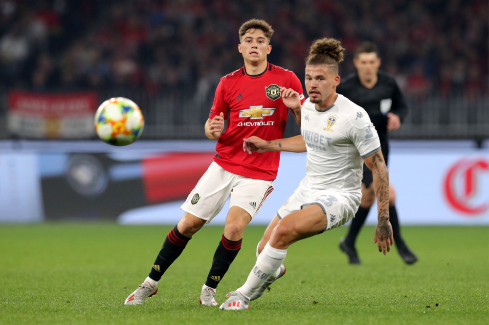 西汉姆训练开放日,赛后扳平良机引欢呼,葡超在即,数据趋势出现新变化(西太平洋日本军舰事件) 西汉姆训练开放日,赛后扳平良机引欢呼,葡超在即,数据趋势出现新变化(西太平洋日本军舰事件)