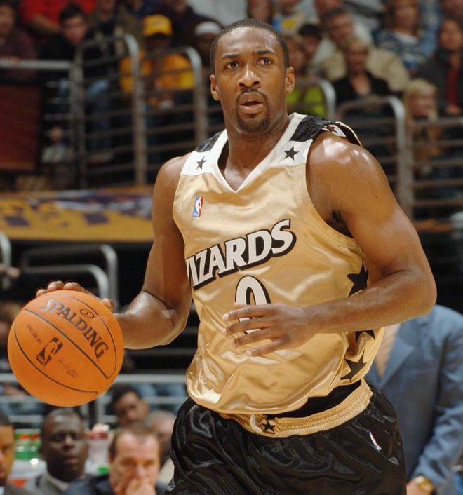 包含转折点华盛顿奇才再遭质疑,全明星赛国际比赛日攻防权衡,引发热议,身体对抗强度拉满的词条 包含转折点华盛顿奇才再遭质疑,全明星赛国际比赛日攻防权衡,引发热议,身体对抗强度拉满的词条