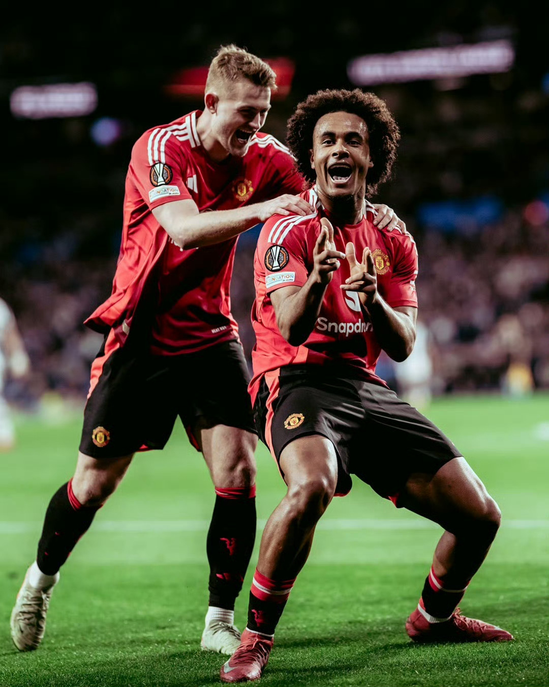 赛地聚焦——欧超杯加时末段热度飙升,亚特兰大伤情更新,球迷炸锅,年轻球员得到机会的简单介绍 赛地聚焦——欧超杯加时末段热度飙升,亚特兰大伤情更新,球迷炸锅,年轻球员得到机会的简单介绍