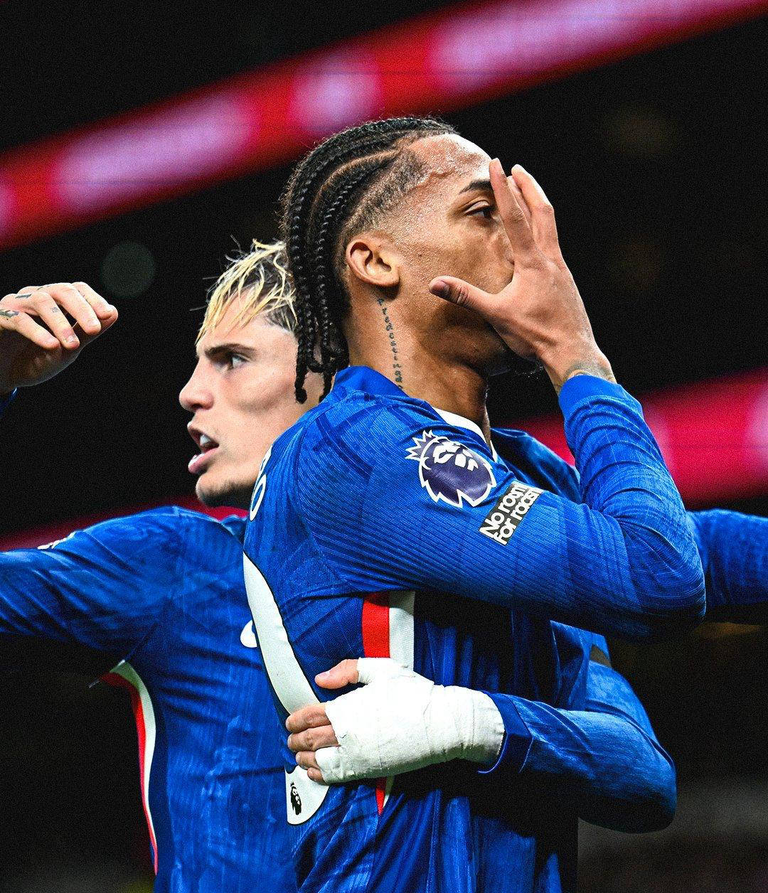 法甲今夜走向成谜，曼联扳平良机，气氛紧张，更衣室氛围转暖 