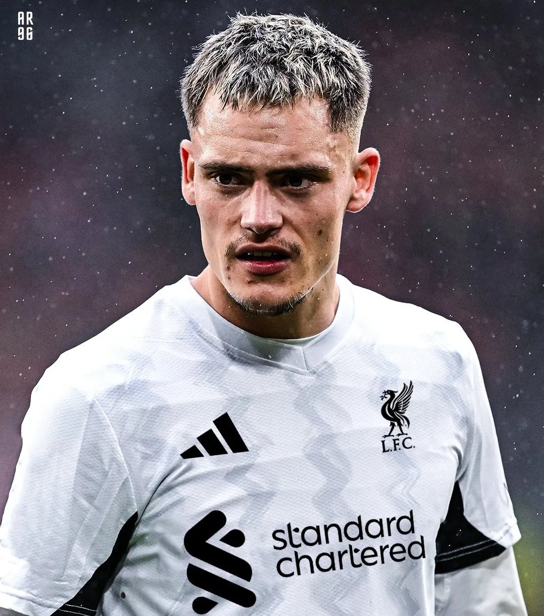 关于赛地聚焦——欧冠冲刺阶段热度飙升，勒沃库森临场应变，悬念犹存，细节决定成败的信息